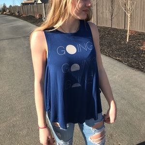 blue tank top